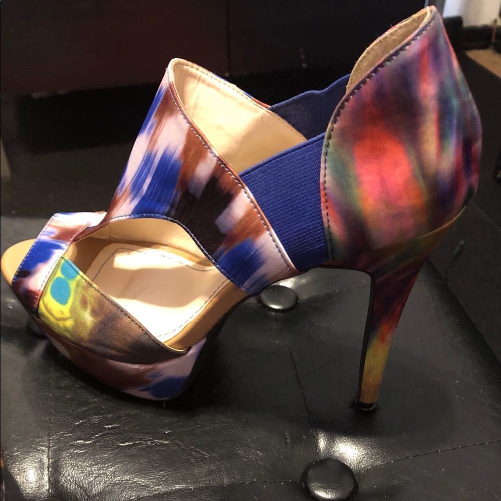 👠